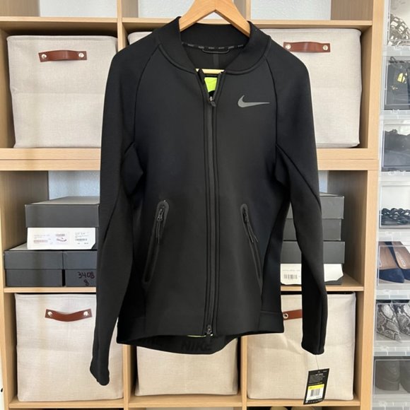 $225 Nike Therma Dri-Fit Sphere Max Performance Running Sports Jacket - Picture 1 of 7